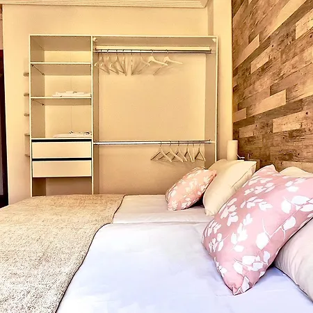 Apartment Housing La Girola Leon